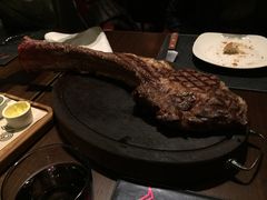 -恰餐厅及酒吧 CHAR Bar & Grill (北京丽都皇冠假日店)