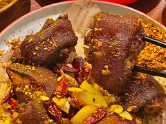 -老闵田螺馆·南昌市井菜·特色小吃(总店)