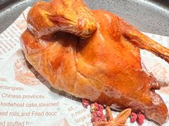 爆汁花椒脆皮乳鸽-柴门头啖汤·经典川菜·慢火汤品(锦城万达店)