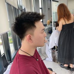 -DK SALON连锁专业烫染接发店