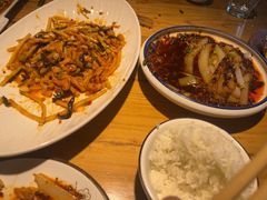 -小三峡食府(西五路店)