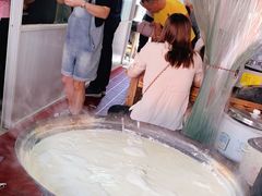 -云南大锅豆浆店