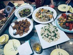 -小红鲸·海鲜餐厅(轸大路店)