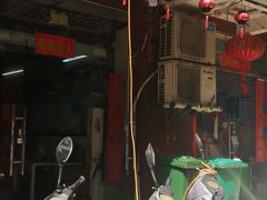 -小辣妹川味海鲜加工店(第一市场椰风巷店)