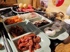 -釜御山海鲜烤肉火锅自助(新城市中心店)
