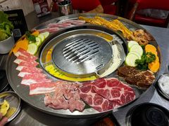 -哈哈碳都·牛肋条无限自助烤肉(台江万达店)