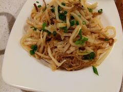 -张大师鸭爪爪特色干锅(南湖店)