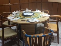 包厢-小船渔村•大连菜•大连焖鱼(黄河路店)