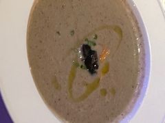 奶油松露蘑菇汤-MOSSO德国餐厅·音乐酒吧(环宇荟店)