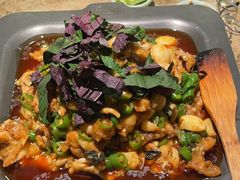 -炭舍干锅·烤鱼(扬名广场店)