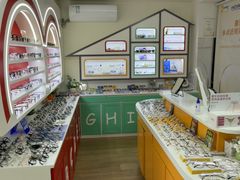 -美空眼镜·星趣控·新乐学·控优点合作店(周浦万达店)