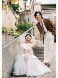 -雪中彩影婚纱摄影·微光艺术中心