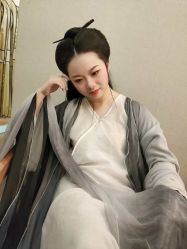 -盘子女人坊古装写真摄影(厦门总店)