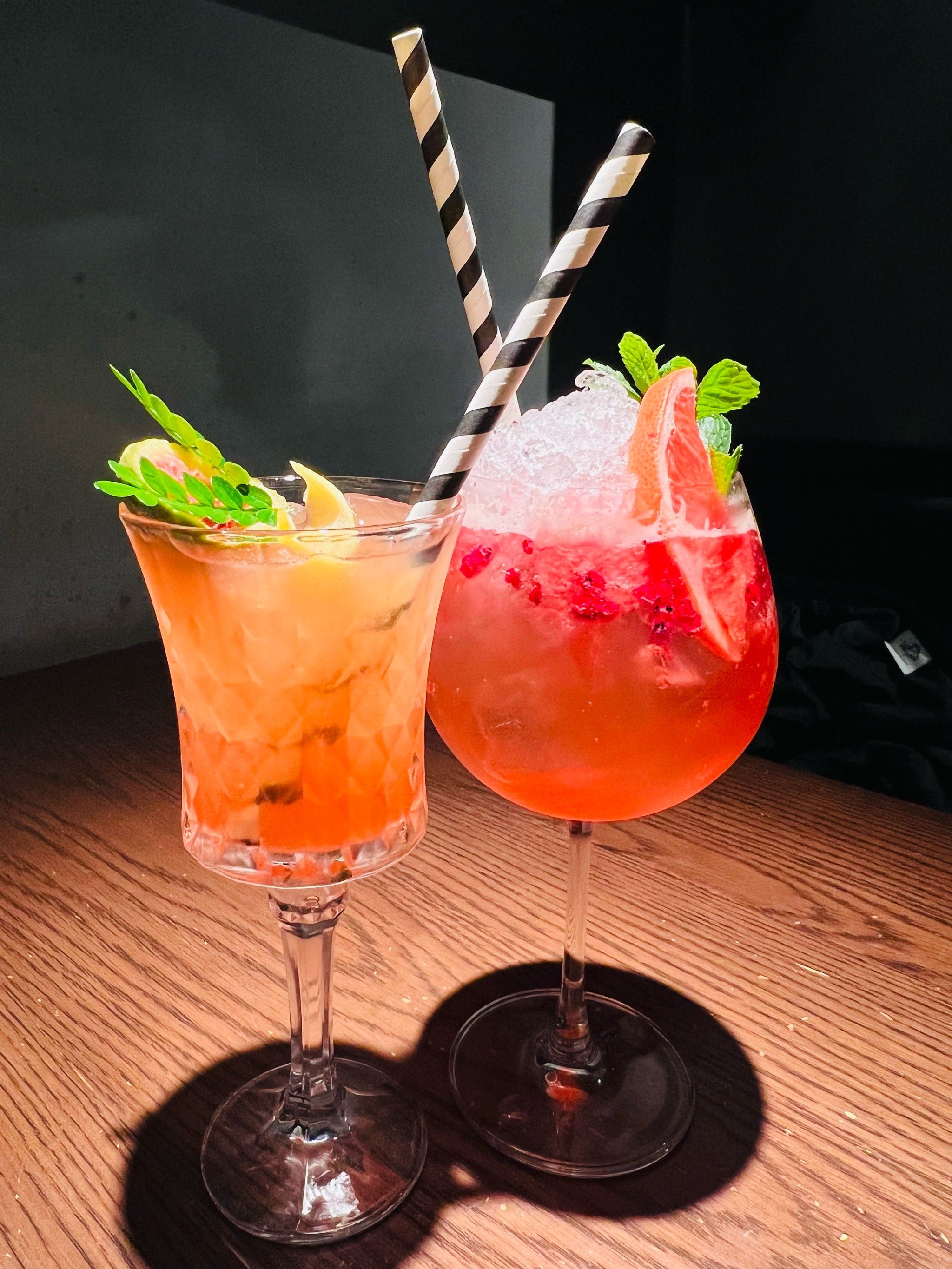 南京西路小酒馆🍻98元漂亮鸡尾酒任选2杯🍹