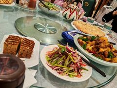 -汗腾格里·风味餐厅(新疆驻京办店)