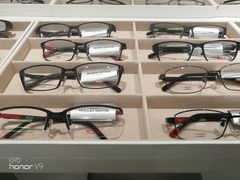 -目艮眼镜SHOWROOM(品牌集合店)