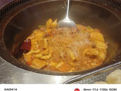 -山河屯铁锅炖·非遗东北菜(南山店)