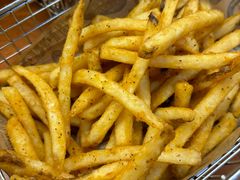 -BHC炸鸡(明洞总店)