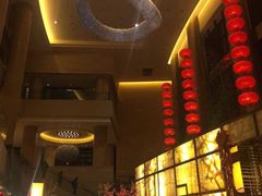 -成都保利公园皇冠假日酒店(熊猫基地店)