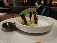 -WOLFGANG PUCK KITCHEN & BAR(迪士尼小镇店)