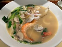 特色海鲜面-荣家黄鱼面(前滩太古里店)