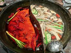 -周小明火锅(黑金冠社区店)