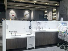 -胖东来生活广场(健康路店)