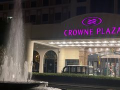 -河南中州皇冠假日酒店