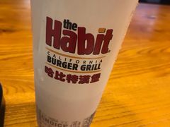 -The Habit Burger Grill 哈比特汉堡(复兴soho店)