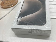 -Apple零售店(华贸购物中心店)