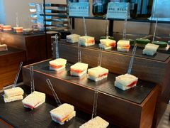 -亚洲国际大酒店·云顶阁旋转自助餐厅