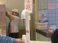 -红星前进面包牛奶公司(君太店)