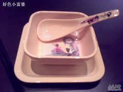 碗里还有小图案哦-满记甜品(王府井北京市百货大楼店)