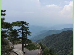 -罗田薄刀峰风景区