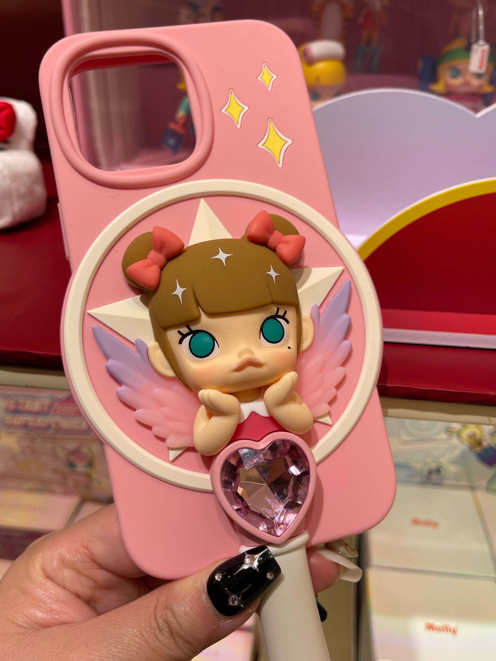 撅着小嘴的小女孩