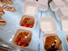 -HOT CRUSH趁热集合·现烤面包(上海环球港店)