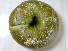 抹茶红豆贝果-糖四角手工烘焙