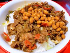 小炒黄牛肉饭-猪角·闽南猪脚饭(上梅林店)