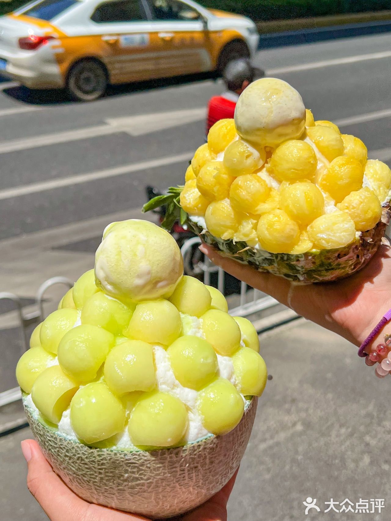 这个夏天总要吃一次这个zui大的冰淇淋吧！