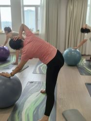 -爱尔乐美孕产瑜伽·普拉提