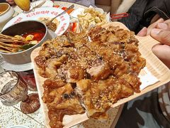 -小董哥烤串·爆汁大油边(故宫店)