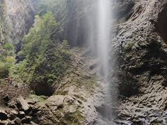 -龙水峡地缝景区