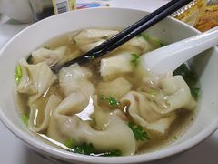 -周震馄饨