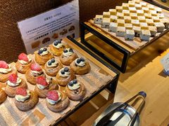 -上海龙之梦万丽酒店