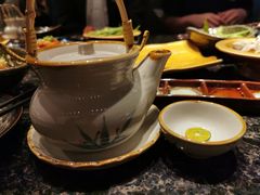 什锦海鲜土瓶蒸-老乾杯和牛烧肉(王府中环店)