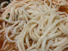 -亮亮面馆(经六路店)