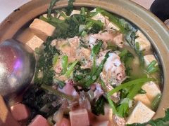 -蚝堡海鲜·威海菜·海肠捞饭·烧烤·亚洲吃蚝公司(幸福门店)