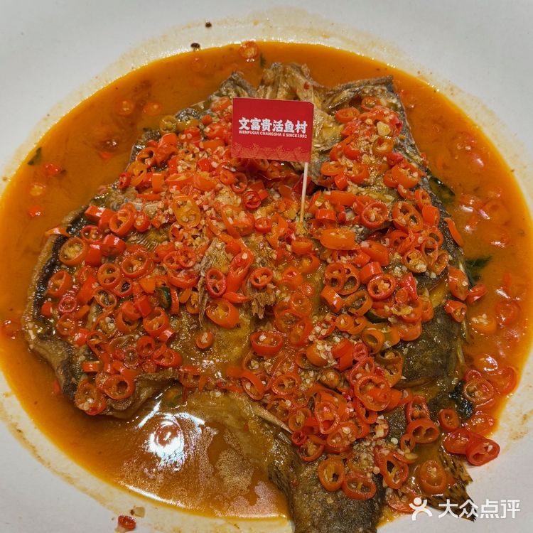 岁末聚此燃爆新年氛围感春节不打烊[礼花]
