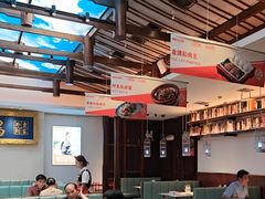 -阿瓦山寨·湘菜现炒·剁椒鱼头王(咸阳总店)