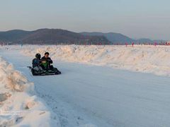 -棋盘山冰雪大世界
